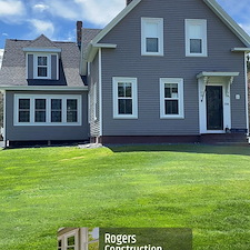 Vinyl Siding vs. Wood: Why South Shore Homeowners are Switching for Lower Maintenance
